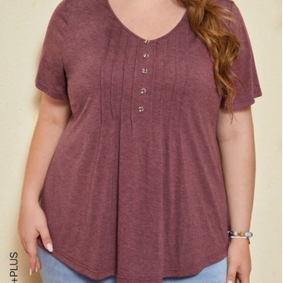 NEW EMERY ROSE Plus Button Front Pleated Short Sleeve Tee Size 2XL (16) - Picture 9 of 9